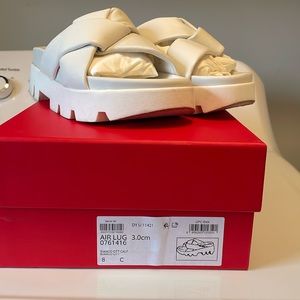 Ferragamo Air puffy leather casual sandals. White, size 8